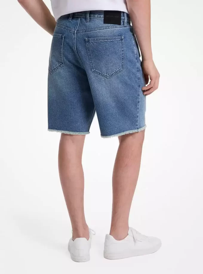 Ausgefranste Jeansshorts