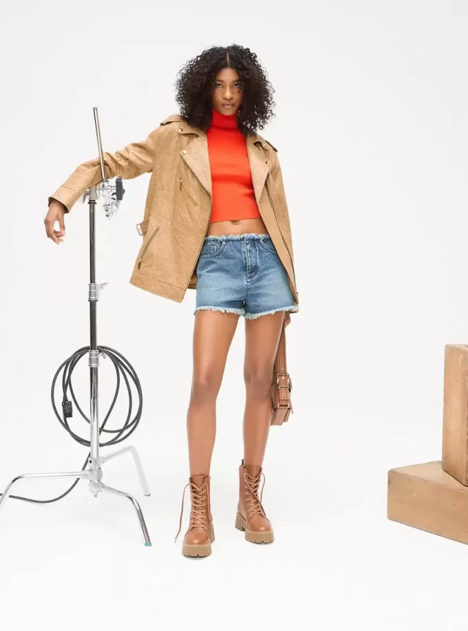 Ausgefranste Jeansshorts