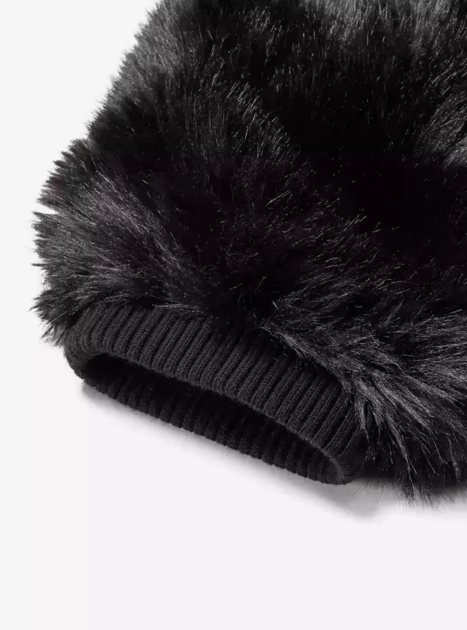 Beinstulpen aus Kunstpelz und Wolle