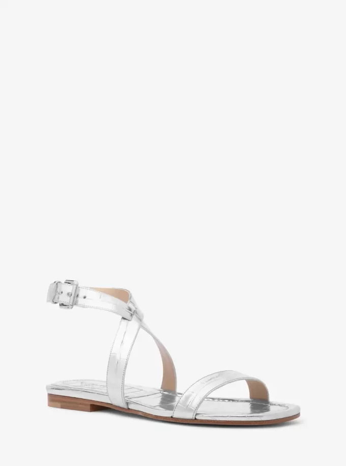 Bridgette Sandale aus metallisch-krokodilledergeprägtem Leder