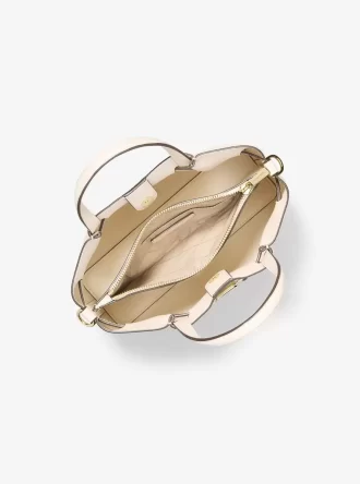 Carson kleine Umhängetasche aus genarbtem Leder