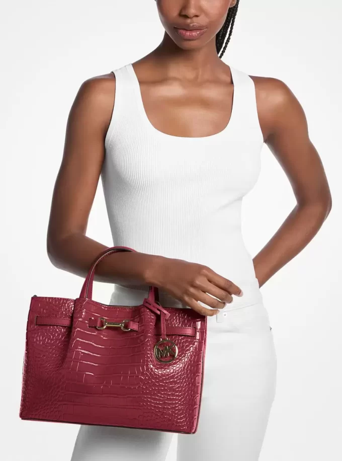 Carson Medium Umhängetasche mit Krokodilprägung