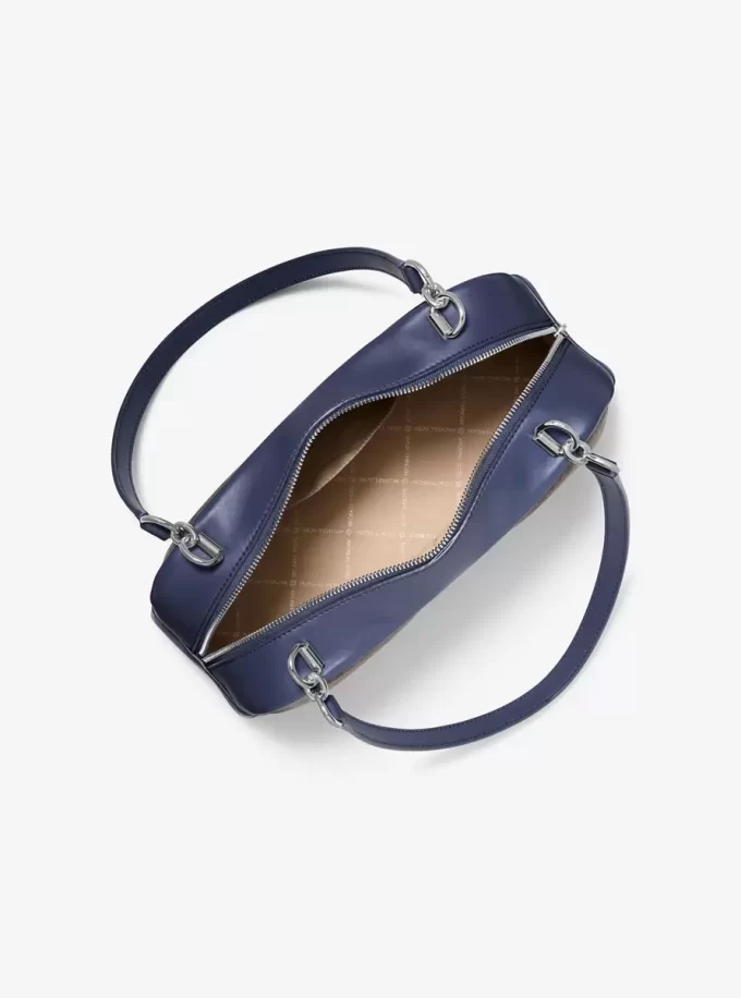 Cecily Medium Schultertasche mit charakteristischem Logo