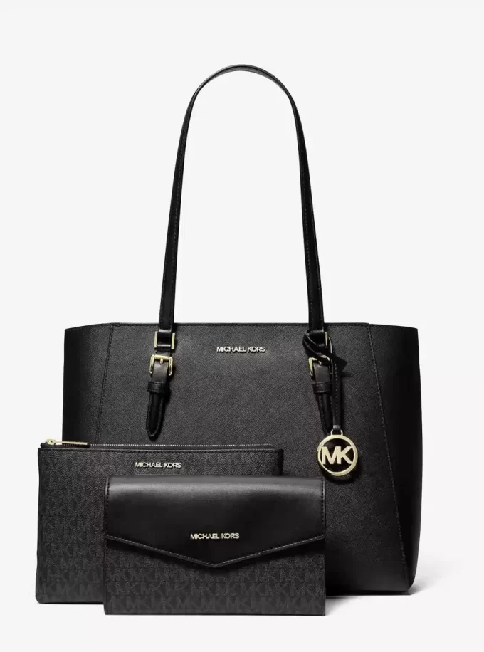 Charlotte Große 3-in-1-Tragetasche aus Saffiano-Leder Charlotte Große 3-in-1-Tragetasche aus Saffiano-Leder