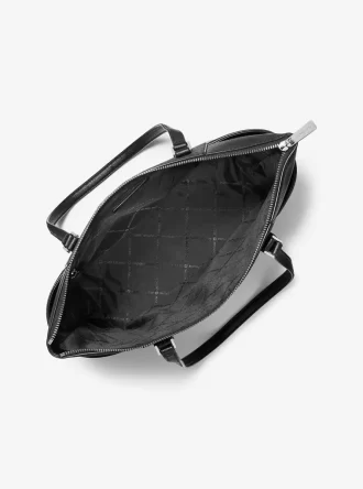 Charlotte Große Tragetasche mit Logo und Lederreißverschluss