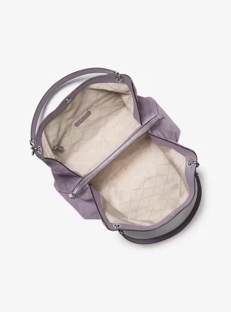 Christina Große Wildleder-Schultertasche