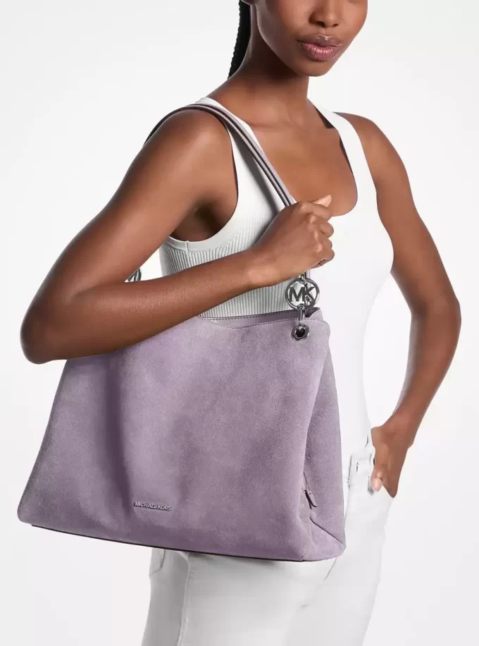 Christina Große Wildleder-Schultertasche