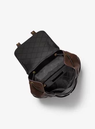 Colby Medium Rucksack aus poliertem Leder mit Logoprägung