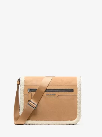 Cooper Suede und Sherpa Messenger Bag Cooper Suede und Sherpa Messenger Bag