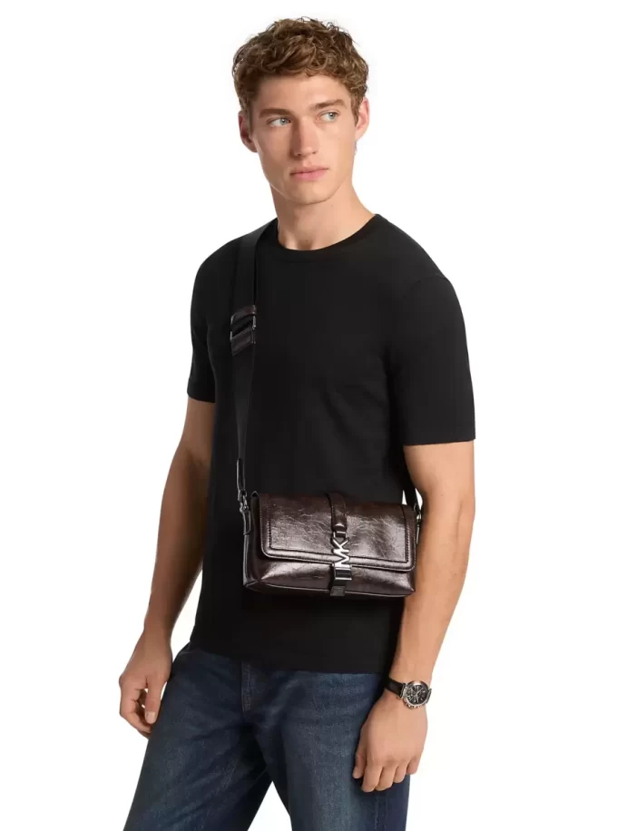 Cyrus Kleine, abgenutzte Umhängetasche Cyrus Kleine, abgenutzte Umhängetasche