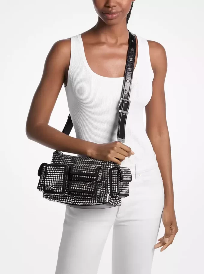 Dakota Medium Schultertasche aus Wildleder mit Nieten