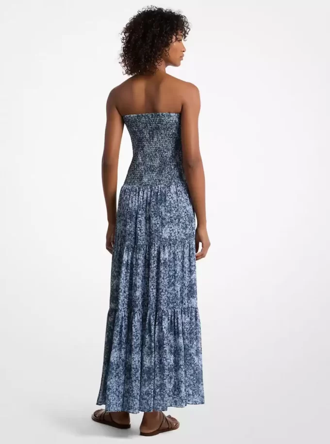 Geblümtes, gestuftes Kleid aus Georgette mit Smokdetails