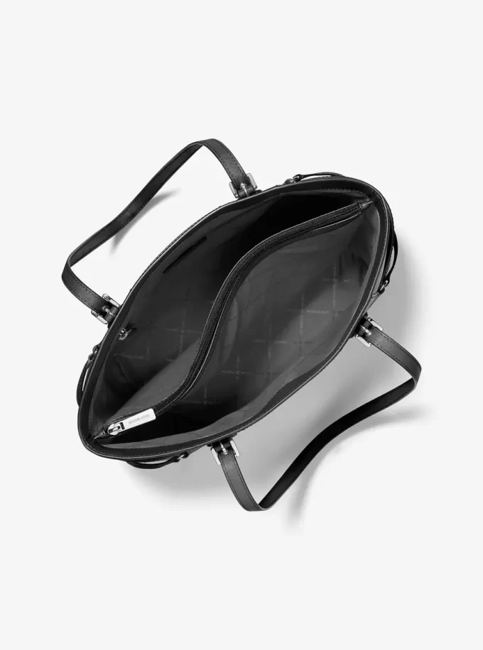 Große Voyager-Tragetasche aus Saffiano-Leder Große Voyager-Tragetasche aus Saffiano-Leder