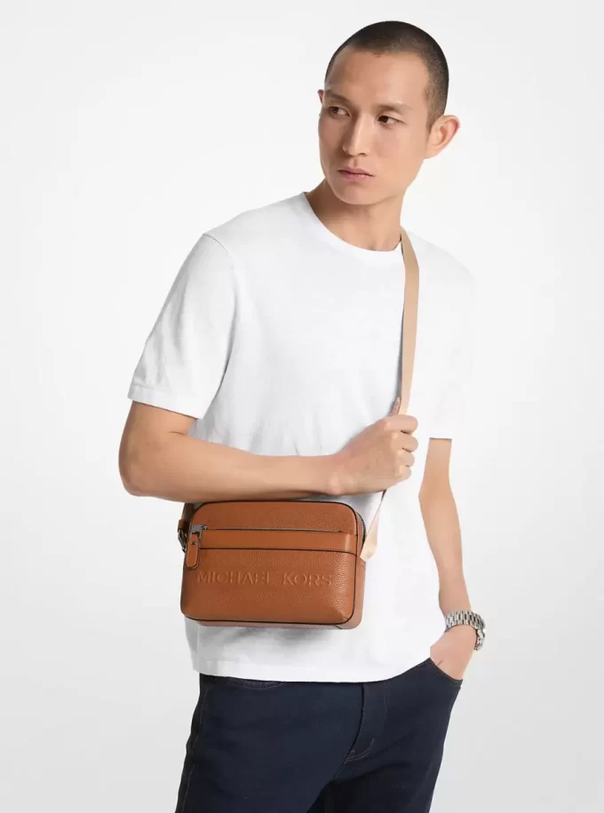 Hudson Utility Crossbody-Tasche aus genarbtem Leder