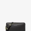 Jet Set Große, wandelbare Crossbody-Tasche aus genarbtem Leder Jet Set Große, wandelbare Crossbody-Tasche aus genarbtem Leder