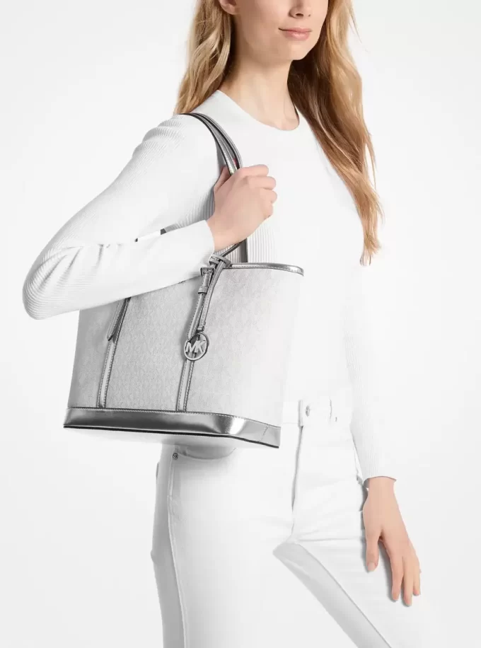 Jet Set Reisetasche, klein, mit Metallic-Logo und Reißverschluss