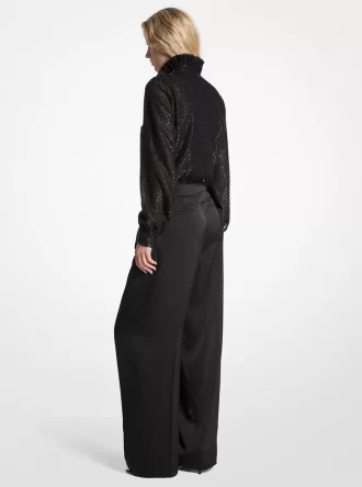 Jumpsuit mit Metallic-Clip-Jacquard und Satin-Bindekragen
