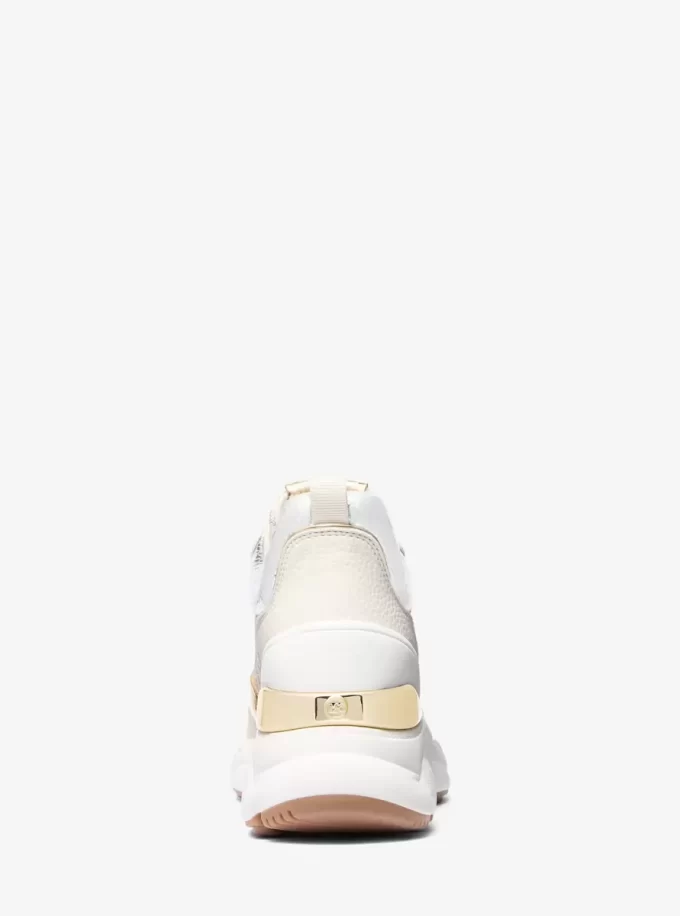 Katrina Signature Logo und Metallic Lizard Embed Sneaker