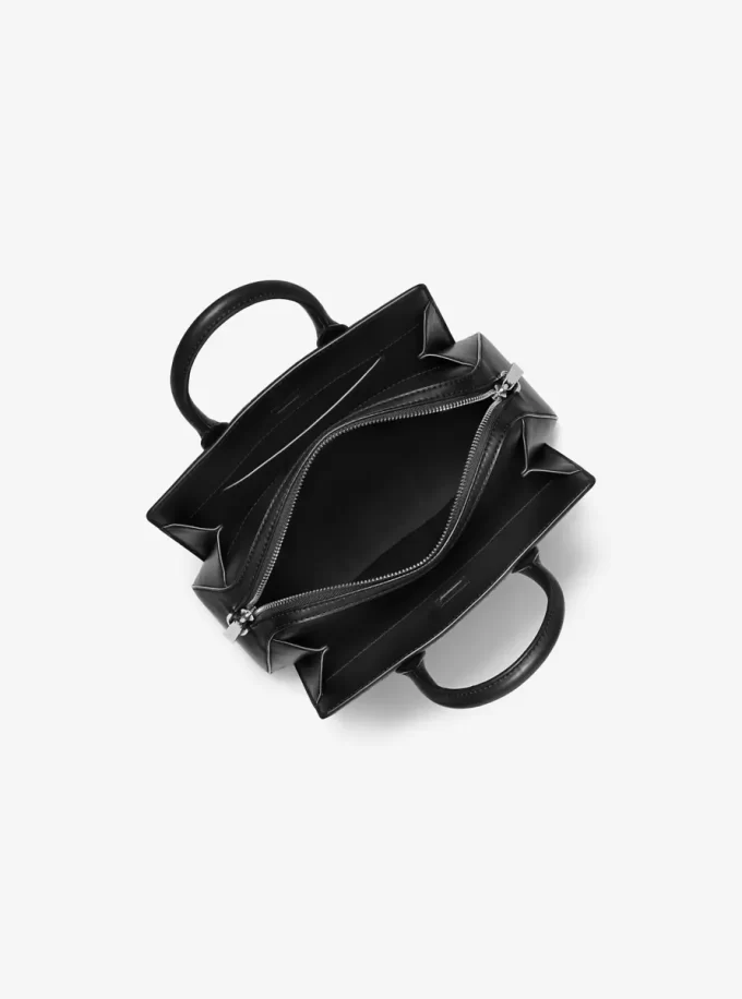 Laila Kleine Metallic-Umhängetasche mit Signature-Logo