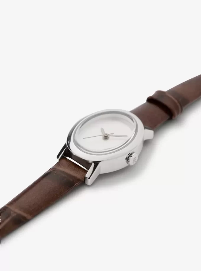 Limitierte Petite Maude Uhr in Silberoptik und mit Krokodilprägung Limitierte Petite Maude Uhr in Silberoptik und mit Krokodilprägung