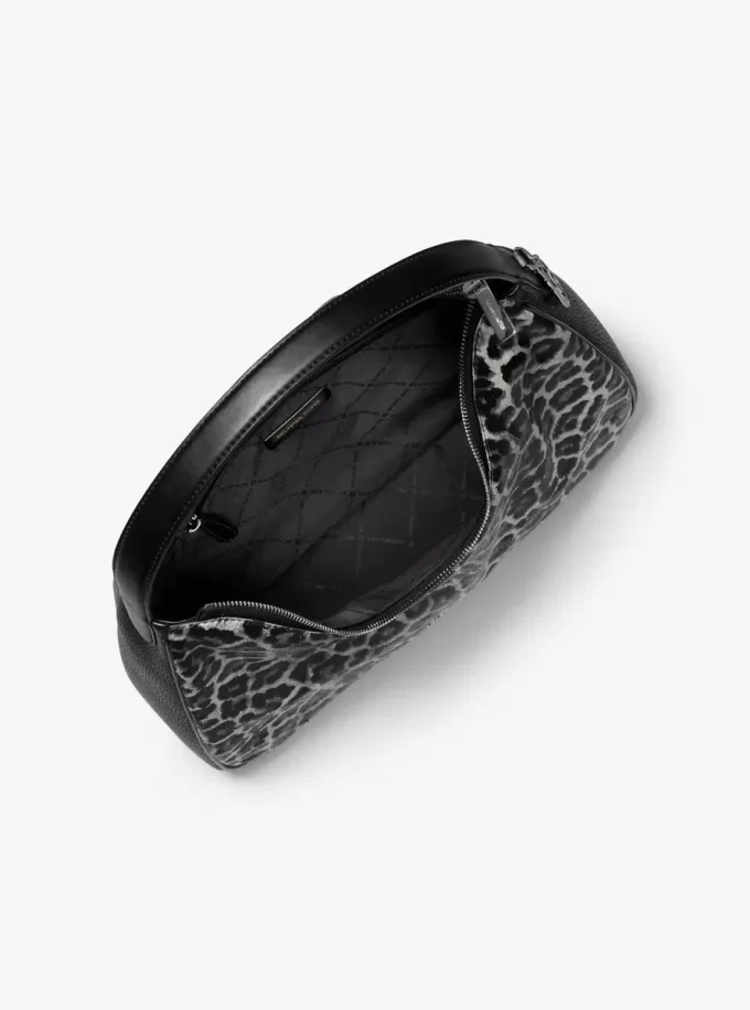 Nayla Medium Schultertasche aus Kalbsleder mit Leopardenmuster