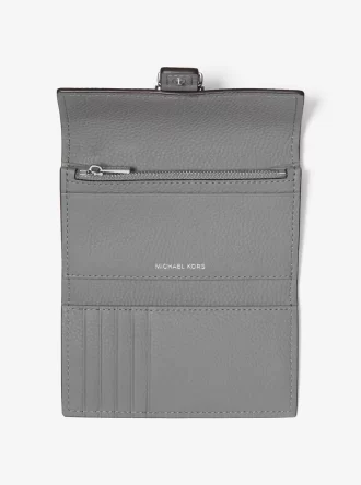 Nolita Medium Geldbörse aus genarbtem Leder, dreifach faltbar