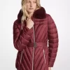 Packbare Nylon-Steppjacke mit Kunstpelzbesatz