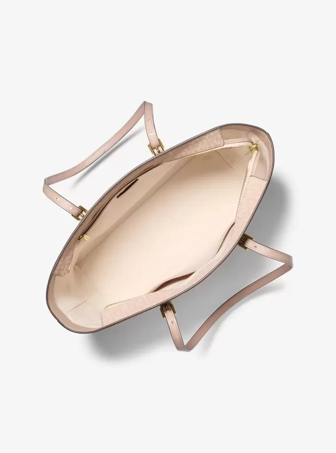 Quinn Große Tragetasche aus Leder mit charakteristischem Logo