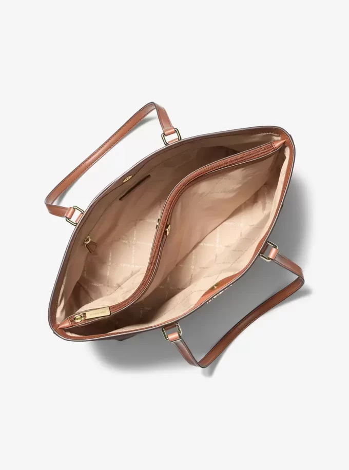 Sheila Große Tragetasche mit charakteristischem Logo Sheila Große Tragetasche mit charakteristischem Logo