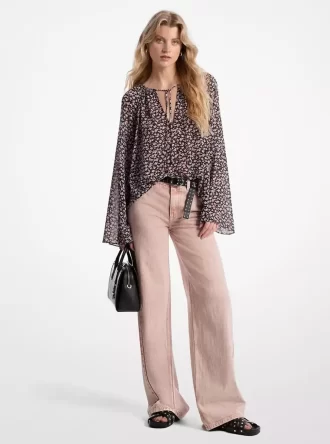 Stückgefärbte Jeans mit weitem Bein