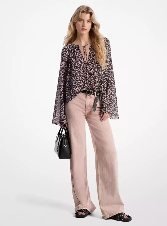 Stückgefärbte Jeans mit weitem Bein