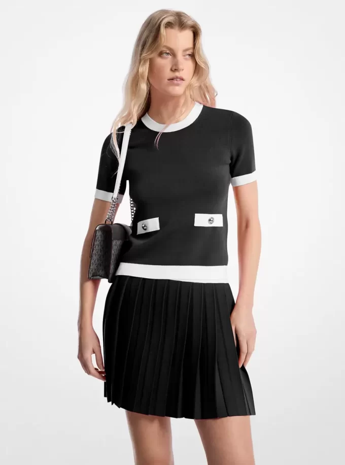 Stretch-Strickpullover mit kurzen Ärmeln