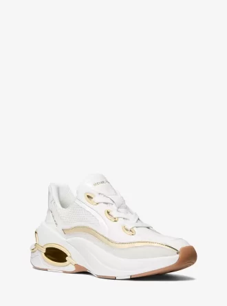 Toni Mixed-Media-Trainerin