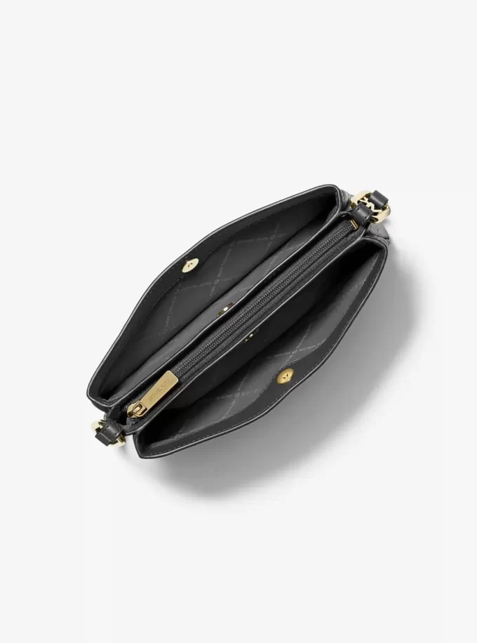 Trisha Umhängetasche aus genarbtem Leder, mittelgroß Trisha Umhängetasche aus genarbtem Leder, mittelgroß