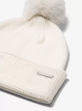 Verziertes Strickmützen- und Schal-Set