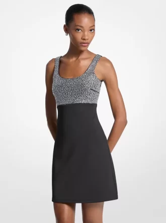 Verziertes Taucherkleid