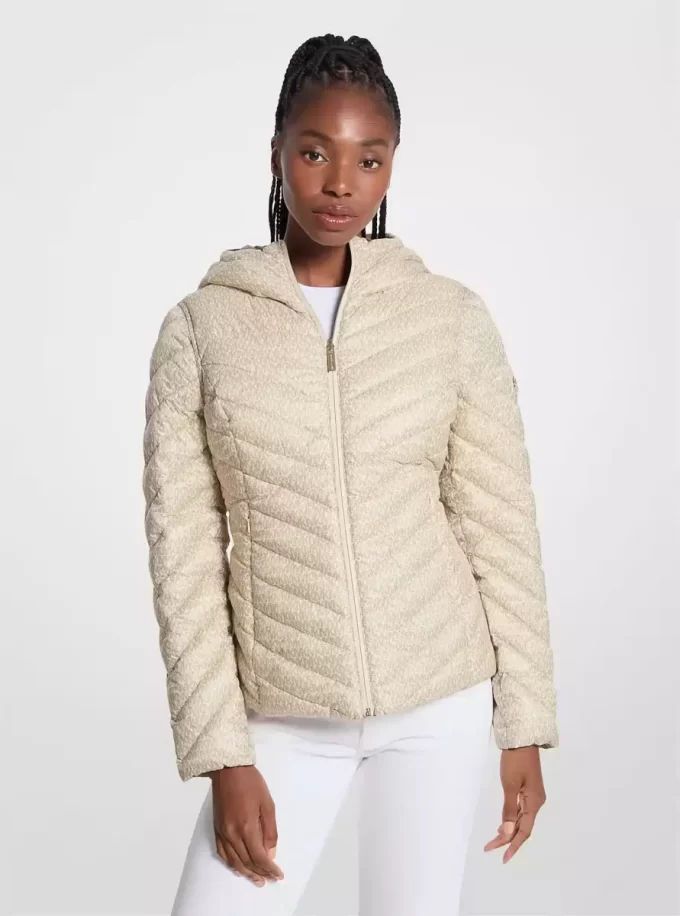 Wendejacke aus gestepptem Nylon mit Chevron-Logo-Print Wendejacke aus gestepptem Nylon mit Chevron-Logo-Print