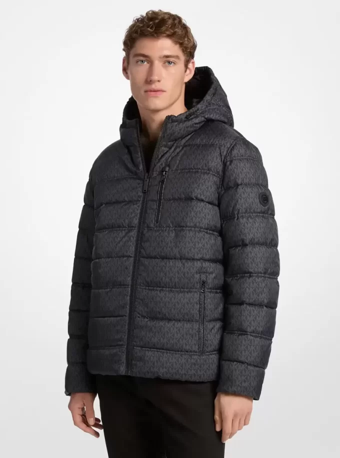 Wendejacke mit charakteristischem Logo Wendejacke mit charakteristischem Logo