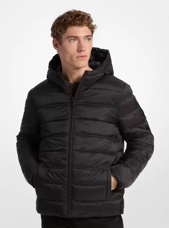 Wendejacke mit charakteristischem Logo Wendejacke mit charakteristischem Logo